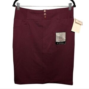 NWT D. Jeans Women's Comfort Fit Compression Burgundy Pencil Skirt